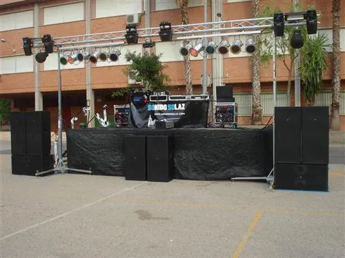 Montaje Senior   12000w De Sonido Y 15000 De Iluminacion